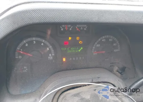 2012 Ford E-350 Super Duty Xlt z USA, uszkodzony, nr VIN 1FBSS3BL2CDA96940